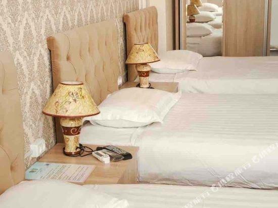 Wantong Hotel Tashkent Ngoại thất bức ảnh