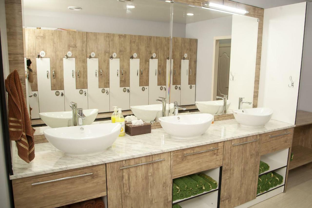 Wantong Hotel Tashkent Ngoại thất bức ảnh